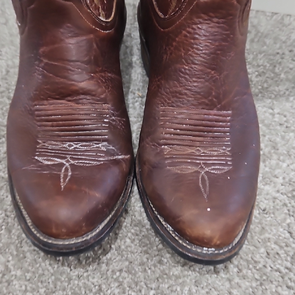 Lucchese Men's Brown Western Leather Cowboy Boots - Classic Stitch Detail - Picture 9 of 11
